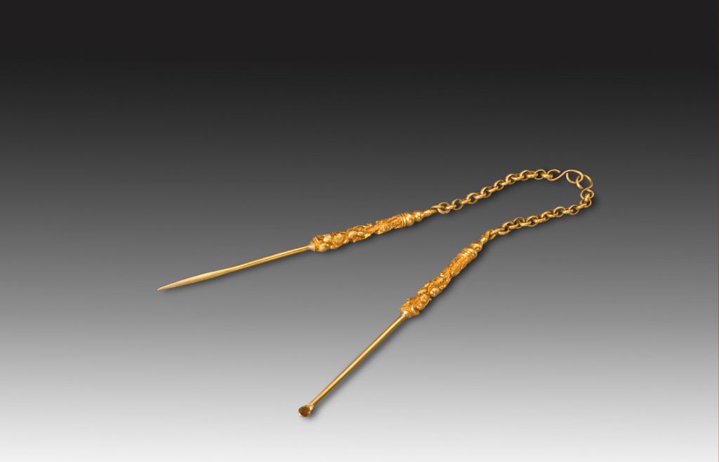 图片[1]-Gold gourd, Wandai pattern, toothpick with chain, ear digging-China Archive